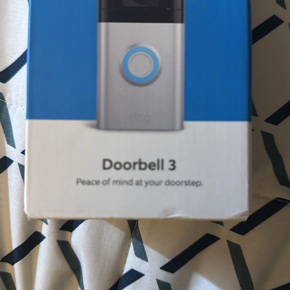 Ring DOORBELL 3 (BRAND NEW) - Picture 2 of 7